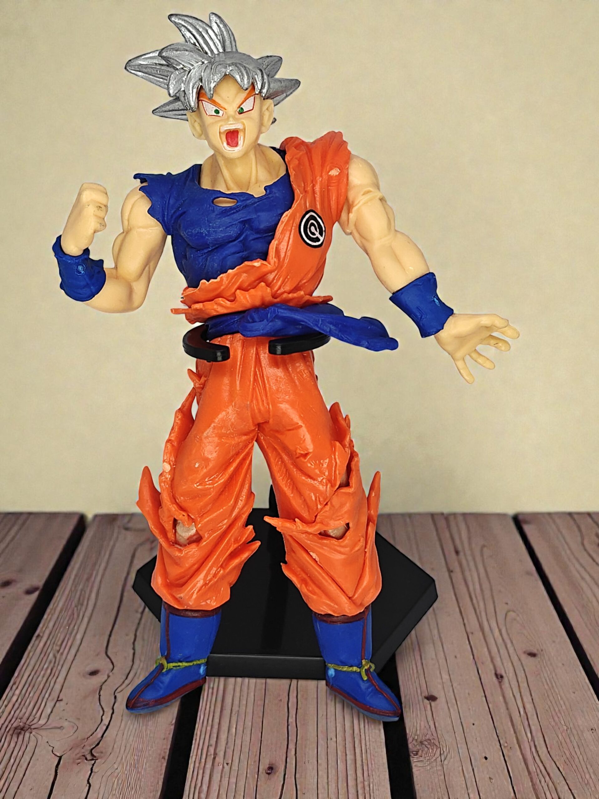 Ultra Instinct Goku Action Figure | Dragon Ball Super - Image 2